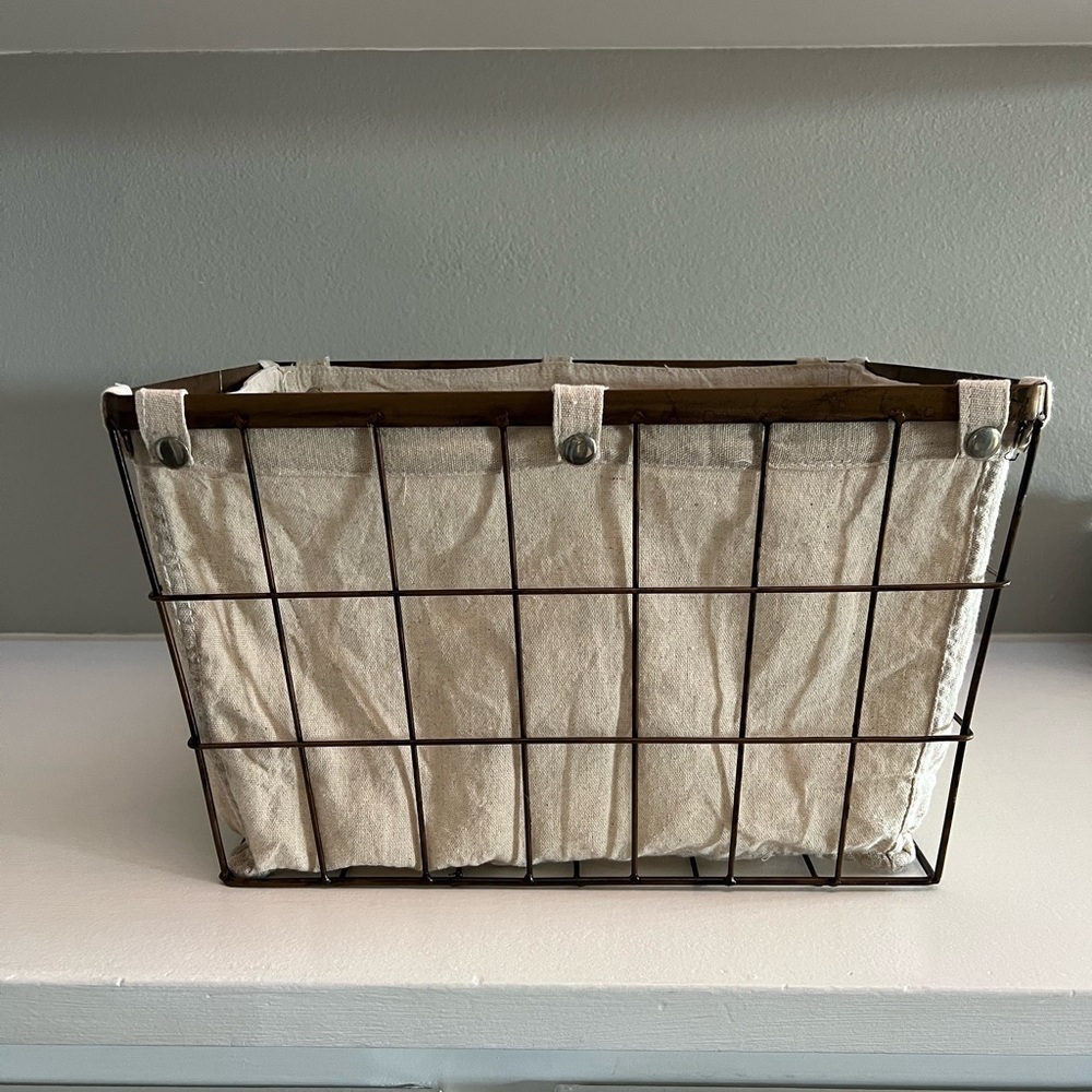 Basket - Antique Brass Metal with Liner